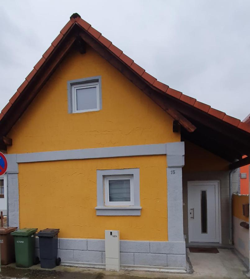 Ferienwohnung Haeusla ヒルシャルト エクステリア 写真
